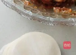 Illustration of how to make a large plate of dumplings 9