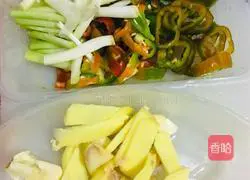 Illustration of how to cook clams and peppers 16