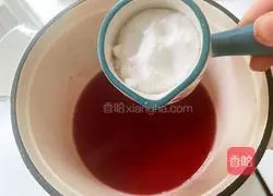 How to mix grape jelly with milk Illustration 7