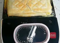 Illustration of how to make egg hand cakes 9