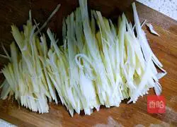 Illustration of how to cook shredded potatoes 2