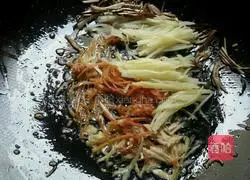 Illustration of how to make large boiled dried shreds 13