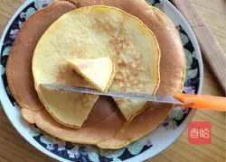 Illustration of how to make egg pancakes 9