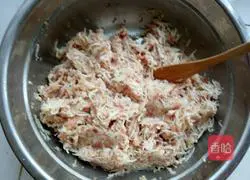 Illustration of how to make radish stuffed buns 9