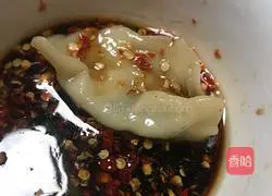 Illustration of how to make leek, egg and shrimp dumplings 9