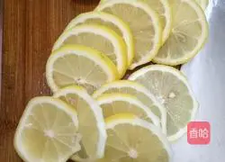 Illustration of Internet celebrity lemon chicken feet recipe 9