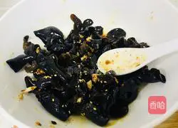 Cold salad Illustration of how to make black fungus 17