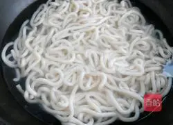Illustration of how to make fried udon noodles 2