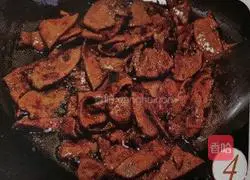 Illustration of how to stir-fry pork liver 4