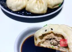 Illustration of making pan-fried buns 12