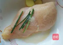 Illustration of how to make cold shredded chicken 2