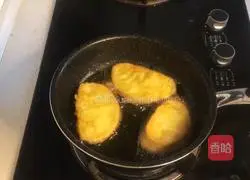 Illustration of how to make fried egg buns 3