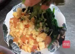 Illustration of how to make tomato and egg noodles 15