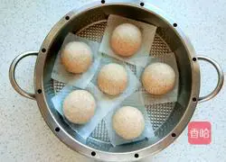 Illustration of how to make whole wheat steamed buns 7