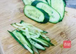 Illustration of how to make Northeastern cold dishes 2