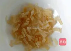 Illustration of how to make steamed scallop and egg custard 2