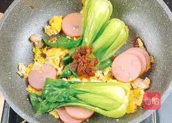 Illustration of how to make Hong Kong style noodles 9