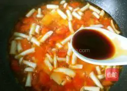 Illustration of how to make light tomato sauce, mushroom and tofu soup in summer 15
