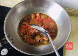 Illustration of braised pork with braised noodles 4