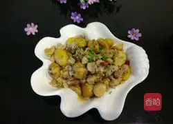 Illustration of how to make chestnut roast chicken 8