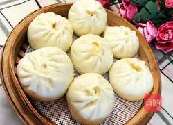 Illustration of how to make meat buns 1