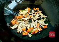 Illustration of how to make hibiscus fresh vegetable soup 4