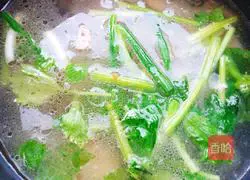 Illustration of how to make fish head and tofu soup 12