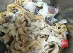 Illustration of how to make homemade glutinous rice balls, also called Yanzi Ci 3