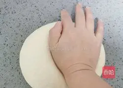 Illustration of how to make purple rice meal buns 14