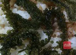 Illustration of how to make buttered sea grapes 8