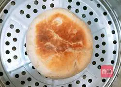 Illustration of how to make jujube steamed buns 4