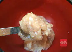 Illustration of how to make shrimp and chicken meatball soup 7