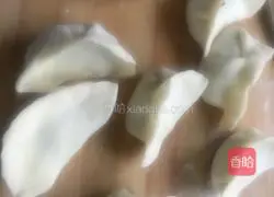 Sour Soup Illustration of how to make dumplings 1