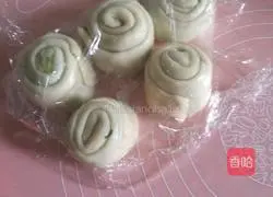 How to make scallion pancakes 7