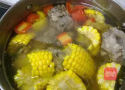 Corn, radish and pork ribs soup recipe 6