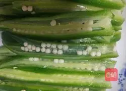 Illustration of how to make cold okra 4