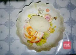 Illustration of how to make soft and delicious flower oil rolls 3