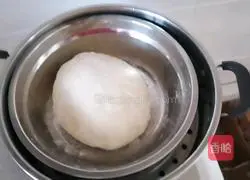 Illustration of how to make big and round white steamed buns 3