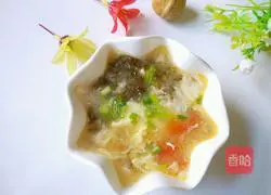 Illustration of how to make tomato, seaweed and egg drop soup 8
