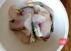 Illustration of how to make fish fillet soup with tomato sauce 4