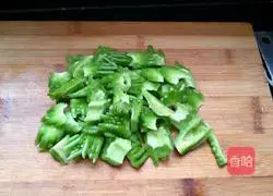 Illustration of how to make fried pork slices with bitter melon 3