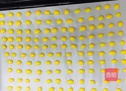 Illustration of how to make egg yolks and beans melt in your mouth 6