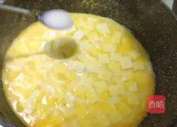 Illustration of how to make crab roe tofu 13