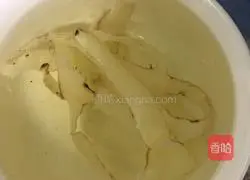 Illustration of how to make Fish Maw and Yuzhu Pork Ribs Soup 1