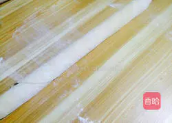 Illustration of how to make spicy and sour noodles 3