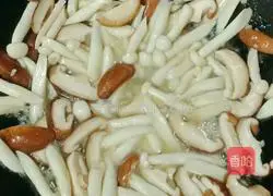 Illustration of how to make tomato, mushroom and tofu soup 7