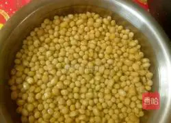 Illustration of how to make nutritious soy milk 1