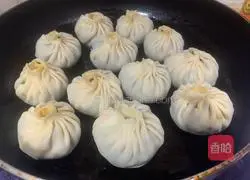 Illustration of how to make fried vegetables and fragrant dried buns 10