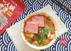 Illustration of how to make spicy noodles 6