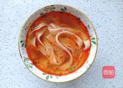 Illustration of how to make spicy noodles 4